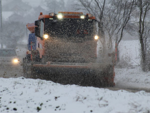 Jižní Morava sčítá škody po sněhové kalamitě: tisíce lidí bez proudu a desítky nehod
