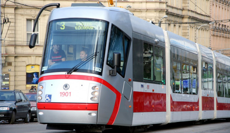 Brněnští dopraváci budou mít plnější peněženky. Pomáhali odboráři