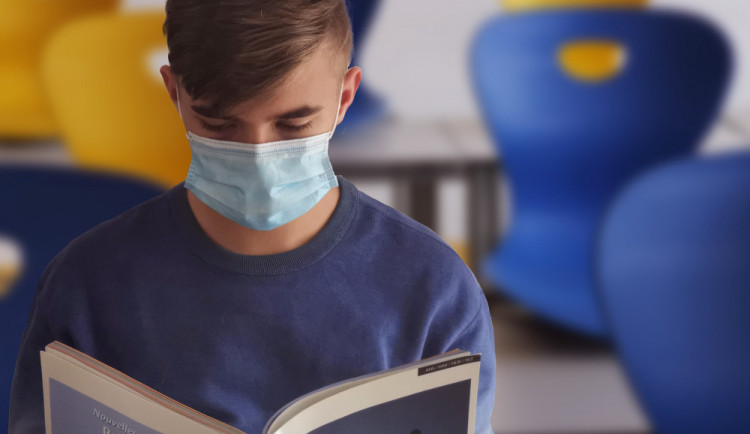Vysokoškoláci v Brně mají kvůli covidu většinou zkoušky online. Dohlíží se na to, aby nepodváděli