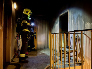 Při tragickém požáru na Blanensku zemřel starší muž