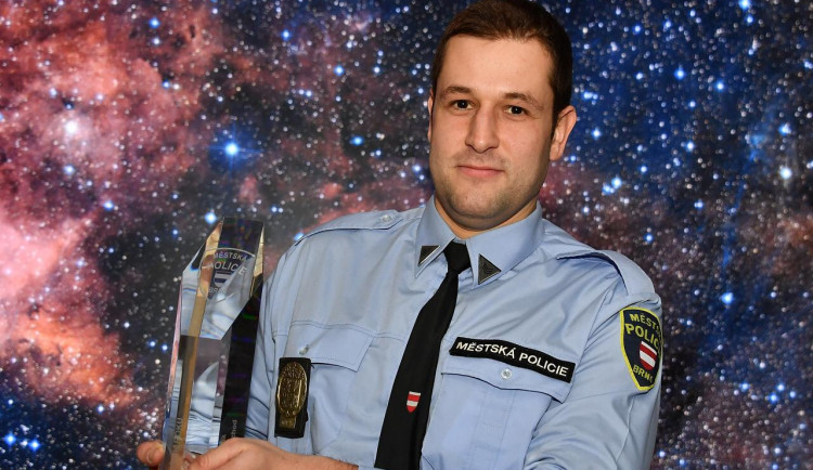 Strážník Michal na udílení ocenění Strážník roku 2017 na brněnské hvězdárně.