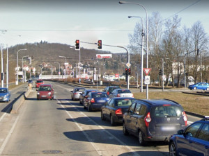 Úleva pro brněnské řidiče. Problematický úsek v Bystrci vyřeší nová křižovatka