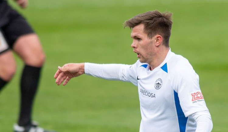 Fotbalová Zbrojovka lovila v Liberci, přichází záložník Jakub Nečas
