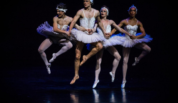 Covid tvrdě dopadá na brněnská divadla, která znovu ruší představení