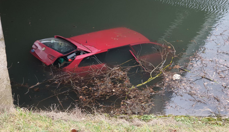 Utopené vozidlo.