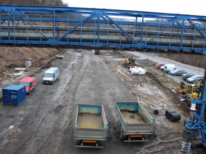 Adamov je bez kolejí i nádraží. Vlaková trať z Blanska do Brna se rekonstruuje