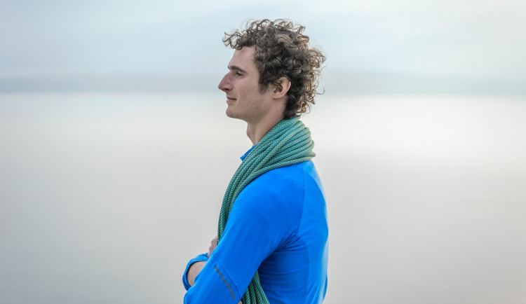 V létě jde do kin intimní portrét nejlepšího lezce na světě, Adama Ondry