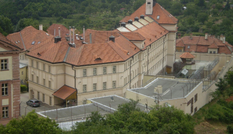 Znojemská věznice slaví pětadvacáté narozeniny a chystá rozšíření. Kapacitně nestačí