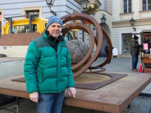 V Galerii Šilingrák si lidé můžou prohlédnout a osahat novou sochu