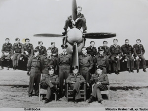 Poslední československý pilot RAF Emil Boček slaví devětadevadesáté narozeniny