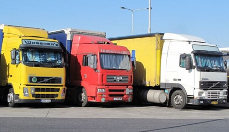 Více parkovacích míst i komfort pro řidiče. Jihomoravští silničáři plánují, že opraví u dálnic