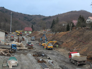 Mezi Brnem a Blanskem se letos rozjedou vlaky, slibují železničáři
