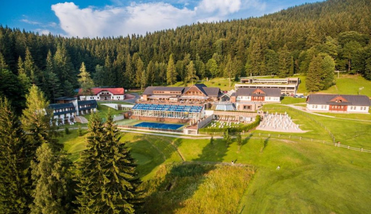 Vyrazte na víkend nabitý cvičením i relaxací do Wellness hotelu Horal