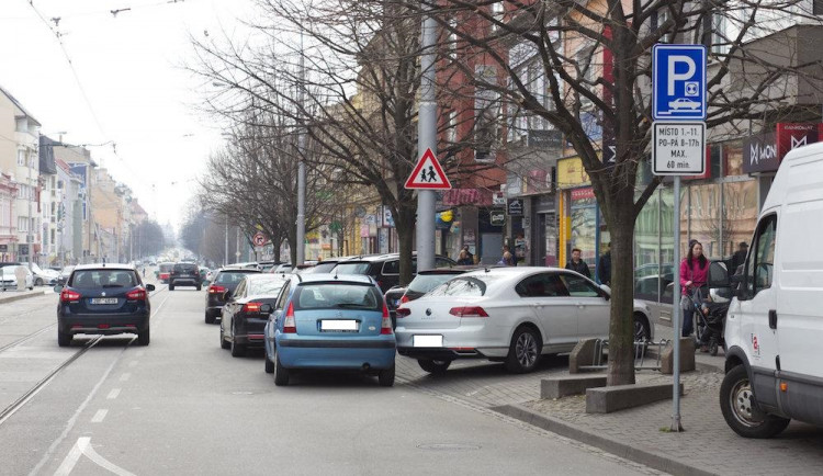 Parkování na Palackého třídě