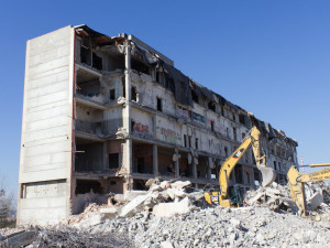 V Brně demolují továrnu, která nikdy nic nevyráběla