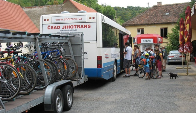 Po zimě znovu vyjedou z Brna cyklobusy. Dojedou až do Vídně