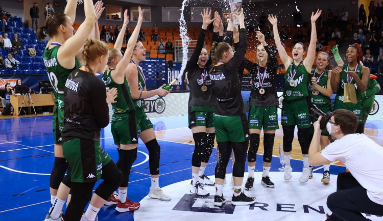 4B30F8CE-9ED1-4E4B-98F2-01139804ACCB