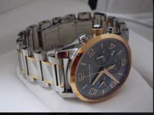 Zloděj na Brněnsku ukradl švýcarské hodinky za půl milionu korun. Majitel spal
