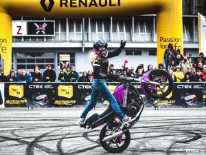 Brno zažije svátek motorkářů. Na výstaviště přijedou legendární Jawy, slavní jezdci i kaskadéři