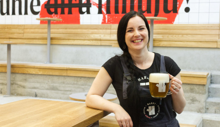 Tamara Dolníčková se svým ležákem Born