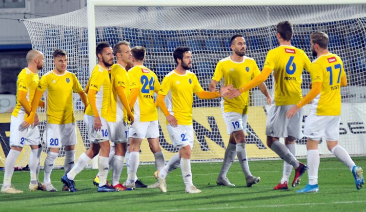 Fotbalovou přestřelku proti Žižkovu ovládla Vysočina, po výhře 4:3 je v tabulce sedmá