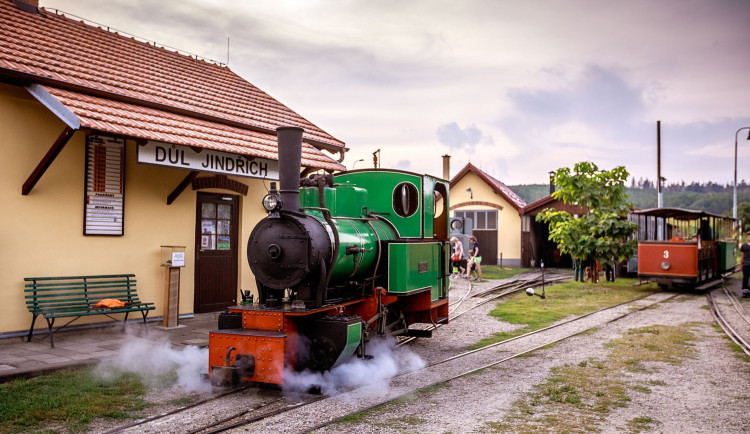 Ze Zbýšova vyjely první historické vlaky. Letos už po šestnácté