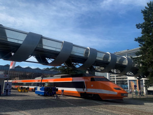 Brno obdivuje čtyřicet let starý vlak z Francie, který přijel z Německa