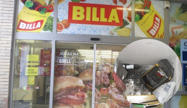 Z brněnského supermarketu se linul silný zápach myšího trusu