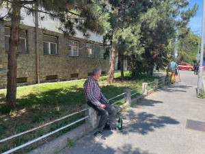 Brněnskou ubytovnu zachvátil požár. Hasiči evakuovali desítky lidí