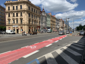 Brněnští cyklisté jásají. Město jim namalovalo cyklopruh přes rušnou silnici