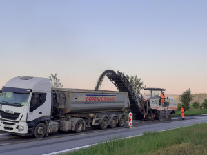 Řidiče čeká na silnici z Brna do Uherského Hradiště měsíční uzavírka