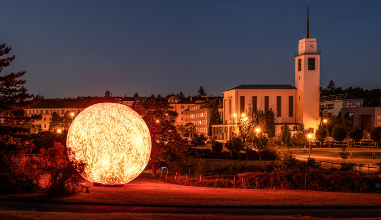 Podívejte se na Heliosféru, světelný meč vezměte s sebou