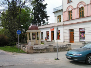Ve Znojmě se těší na opravený meteorologický altánek. Znovu se rozehraje barvami