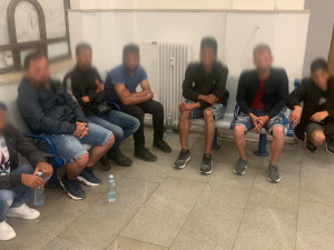 Jihomoravští policisté honili v kukuřici uprchlíky ze Sýrie. Do kraje jich přijíždí stále více