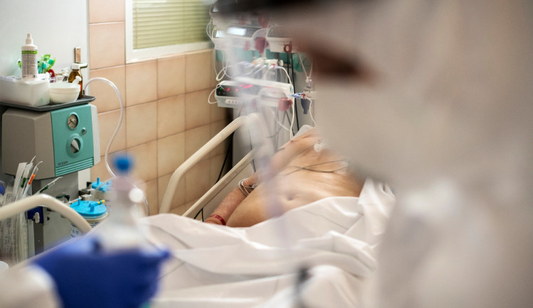 V Brně skokově narostl počet lidí hospitalizovaných s covidem