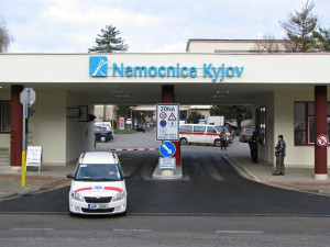 Nemocnici Kyjov vyprší stavební povolení na rekonstrukci porodnice. Na opravu nejsou peníze