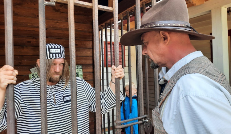 Za mřížemi westernového městečka v Boskovicích číhá nebezpečný lapka