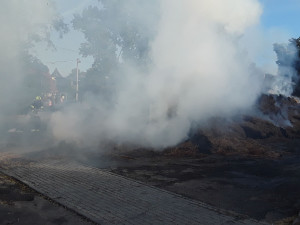 Ve Vyškově vzplanul autobus, lidi nemůžou do zoo ani k dinosaurům
