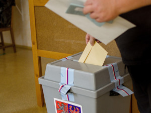 Volby vyhraje ANO a lidovci skončí mimo sněmovnu, věští volební průzkum