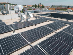 V Brně si pořídí tisíc solárních panelů na střechy. S instalací se začne na podzim