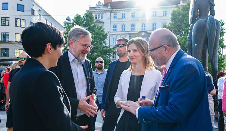 Primátorka Vaňková zahájila ostrou fázi kampaně. Do Brna ji přijel podpořit i premiér Fiala