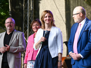 Primátorka Vaňková zahájila ostrou fázi kampaně. Do Brna ji přijel podpořit i premiér Fiala