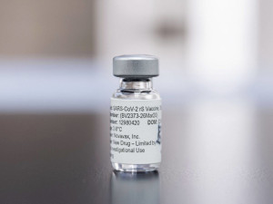 Odborníci vymýšlí tři nové typy vakcín proti covidu
