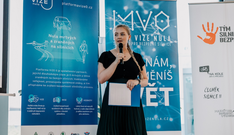 Studenti mohou pomoci snížit počet úmrtí při dopravních nehodách. Jejich návrhy se stávají zdrojem inspirace