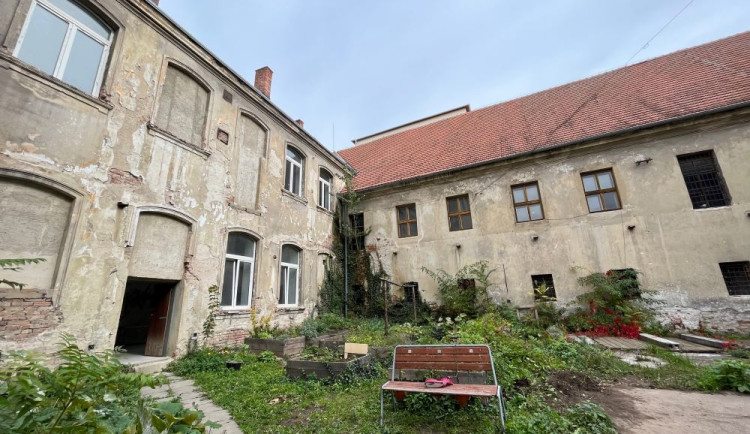 Brno si připomíná 250 let káznice, ve které nacisté a komunisté mučili politické vězně