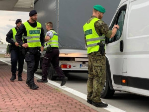 Na hranice Slovenskem zamířili kvůli migrantům vojáci