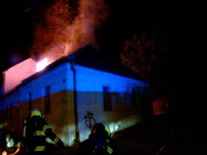 V Brně hořel dům, kde nikdo nebydlí. Škoda se vyšplhala na milion korun