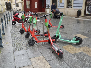 Brno řeší sdílené koloběžky. Určíme přesná místa pro parkování, slibuje