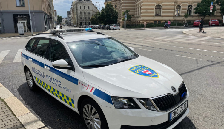 Žena v Brně se bála žháře, který ji pronásledoval