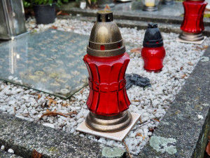 Blíží se památka zesnulých. Policie je připravena na kapsáře i sváteční řidiče v Brně